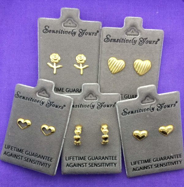 Gift Box of 5 Children’s Gold Earrings – GB008
