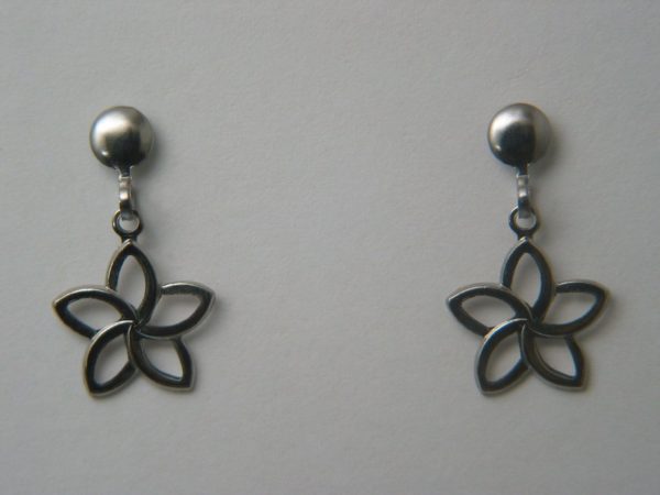 Silver Star Flower Earrings on Silver Ball Post – JA285-A