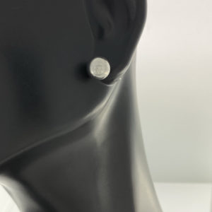 7mm Silver Ball Earrings – JA404
