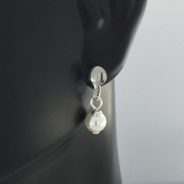 5mm Pearl Post Earrings – JCL023