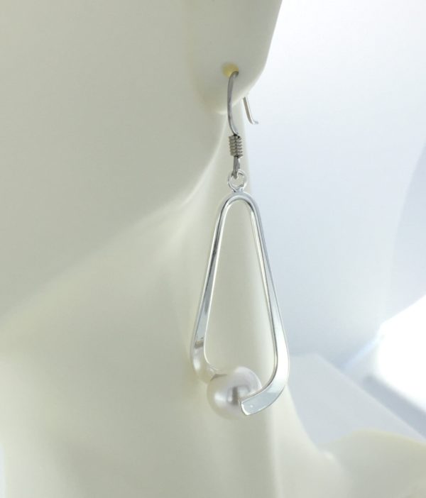 Pearl in Long Silver Drop Earrings – JCL037