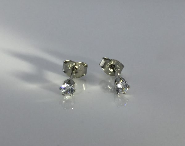 3mm Cubic Zirconia Silver Earrings – JAZ154S