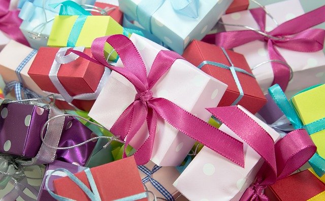 gift card | Multi-colored Gift Boxes Gift Card