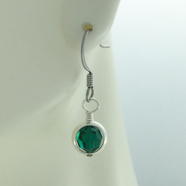 May Birthstone Drop Earrings – Emerald – JCL099