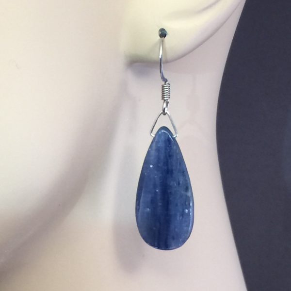 Blue Kyanite Teardrop Earrings – JCL119