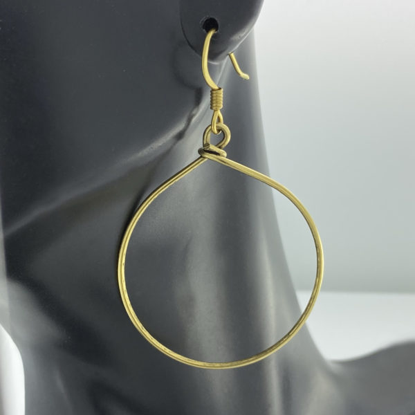 Large Brass Wire Hoop Earrings – JCL141