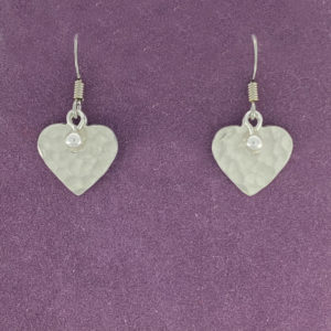 Hammered Silver Heart with Pearl Earrings – JCL158