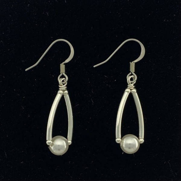 Pearl Triangle Earrings – JCL168