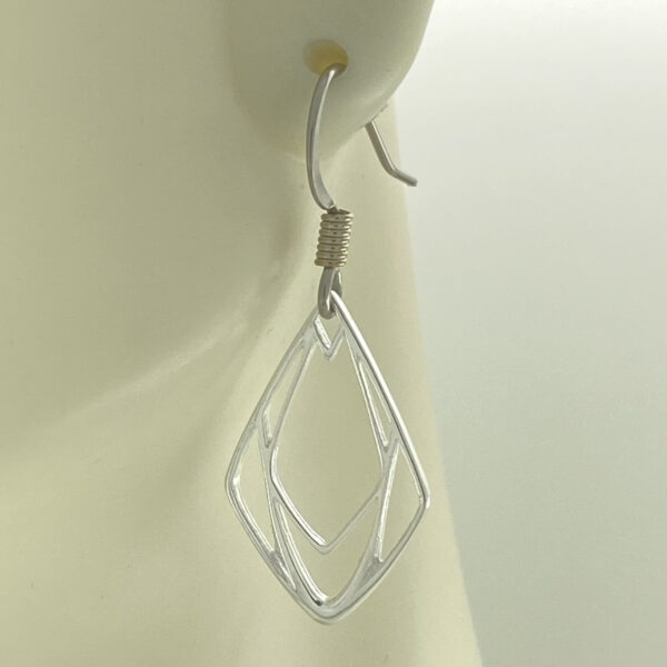 Sterling Silver Corundum Earrings – JCL198