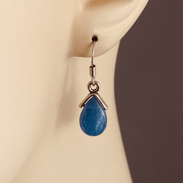 Blue Kyanite Teardrop with Sterling Silver Bail Earrings – JCL208