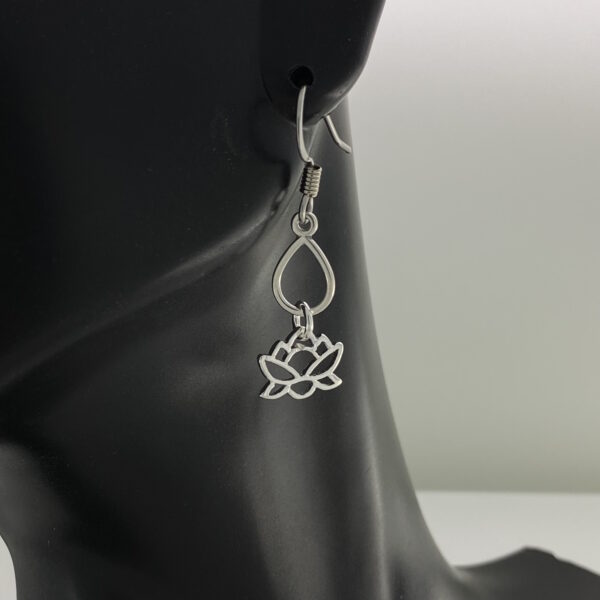 Sterling Silver Lotus with Teardrop Earrings – JCL212