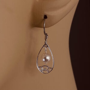 Pearl with Cherry Flower Wire Teardrop on Black Earrings – JCL229