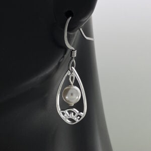 Pearl with Cherry Flower Wire Teardrop on Black Earrings – JCL229